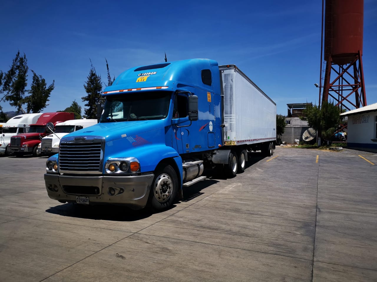 Camión de transporte de mercancías